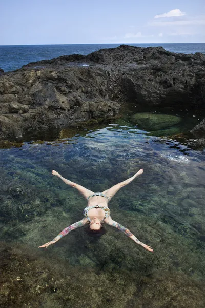 Woman in bikini. — Stock Photo, Image