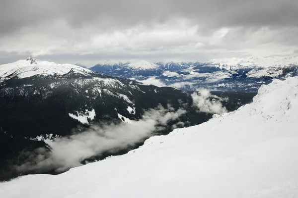 Skigebiet Berg mit Schnee. — Stockfoto