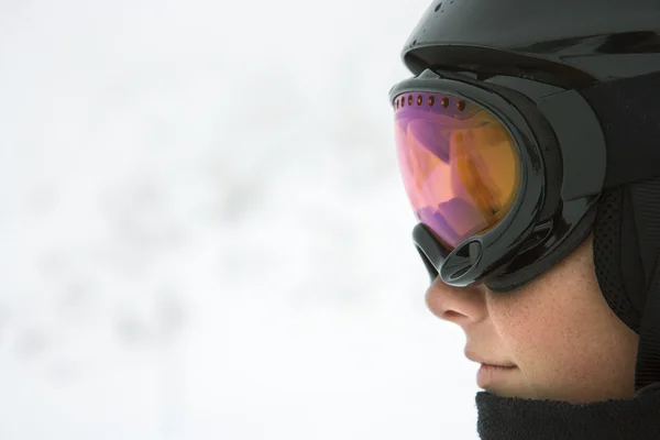 Jongen skiër. — Stockfoto