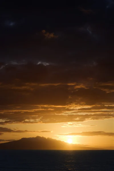 Zonsondergang in maui, hawaii. — Stockfoto