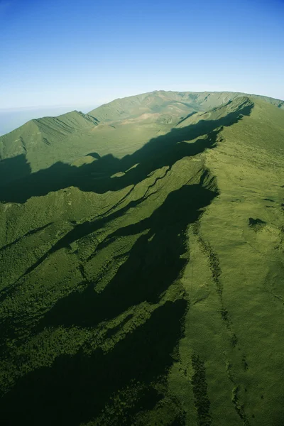 Grüne Maui-Berge. — Stockfoto