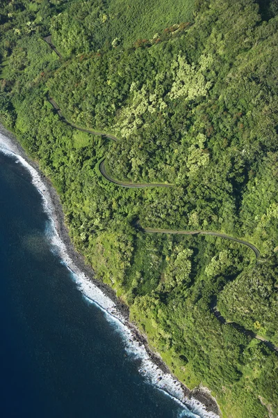Maui costa com estrada . — Fotografia de Stock