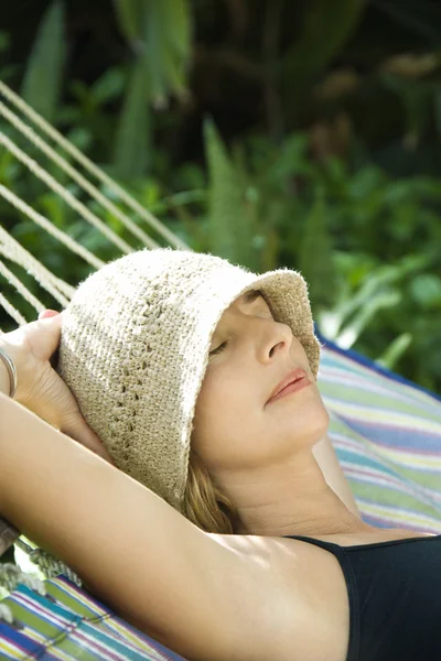 Woman relaxing in hammock. — Stock Photo, Image