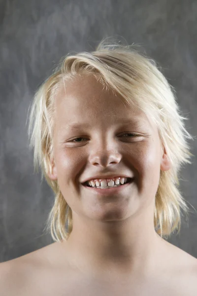 Male Caucasian adolescent smiling. — Stock Photo, Image