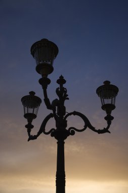 Roma'da lambası.