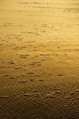 gün batımında Golden beach.