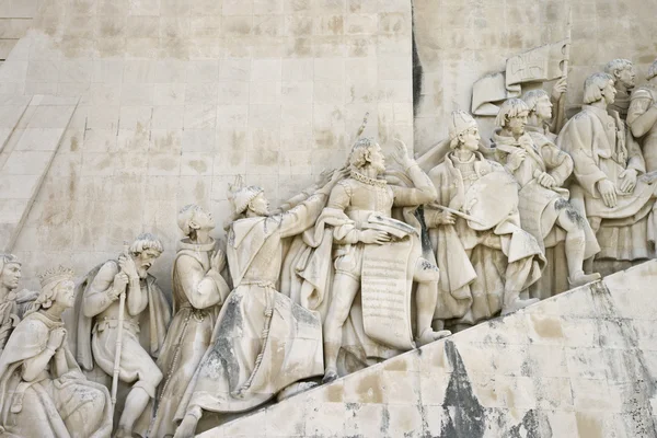 Monument voor de ontdekkingen in Lissabon. — Stockfoto