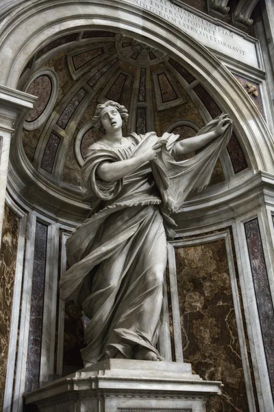Статуя Святой Вероники . — стоковое фото