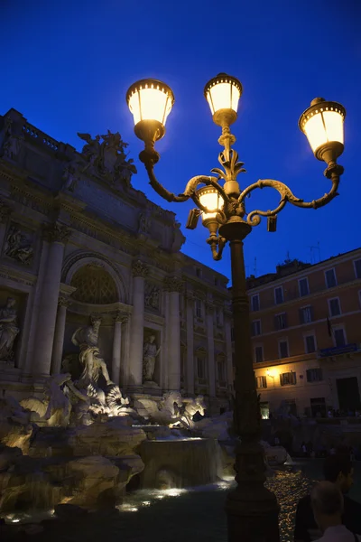 Fontána Trevi v Římě. — Stock fotografie