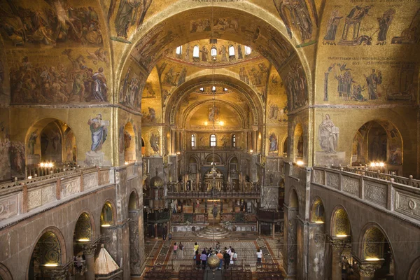 Интерьер собора в базилике Святого Марка — стоковое фото