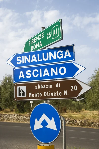 Panneaux routiers italiens . — Photo