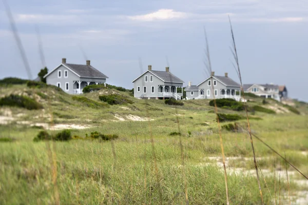 Häuser an der Küste. — Stockfoto