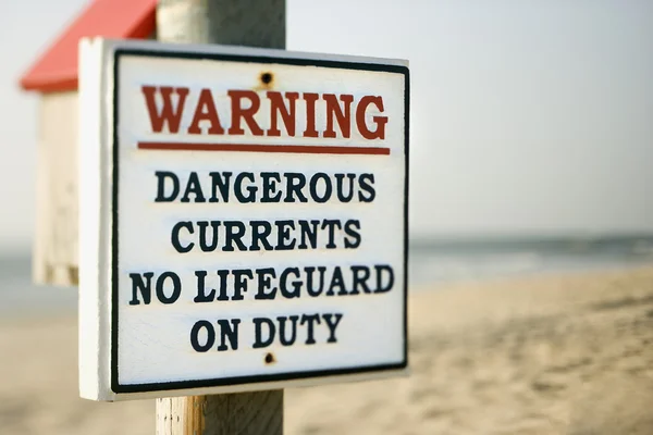 Sinal de aviso praia . — Fotografia de Stock