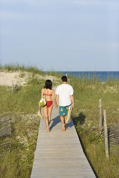 Couple sur Boardwalk — Photo