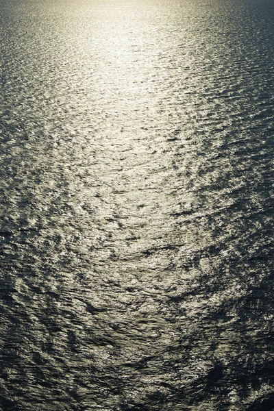Sol na água . — Fotografia de Stock