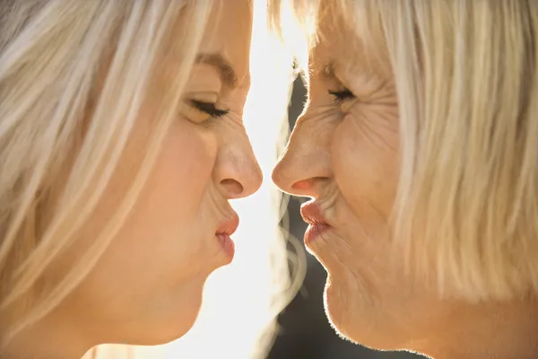 Mom and daughter portrait. — Stock Photo, Image