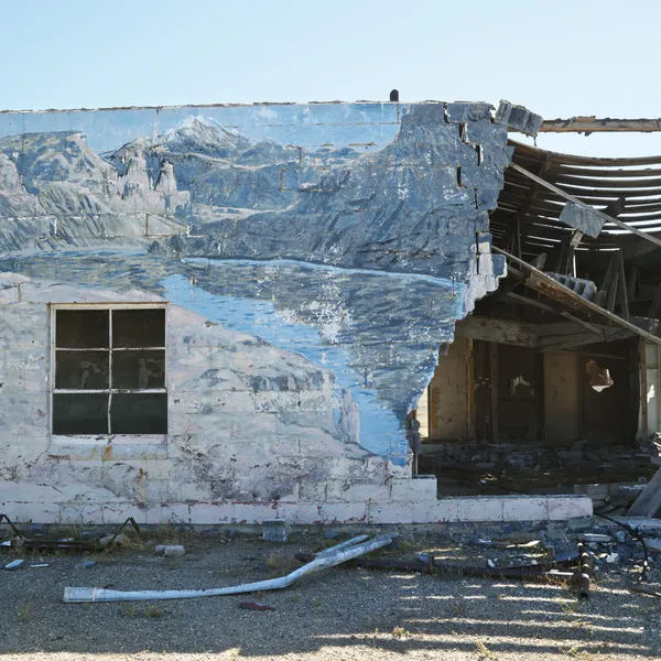 Building in disrepair. — Stock Photo, Image