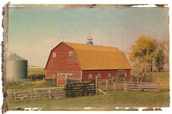Red barn. — Stock Photo, Image