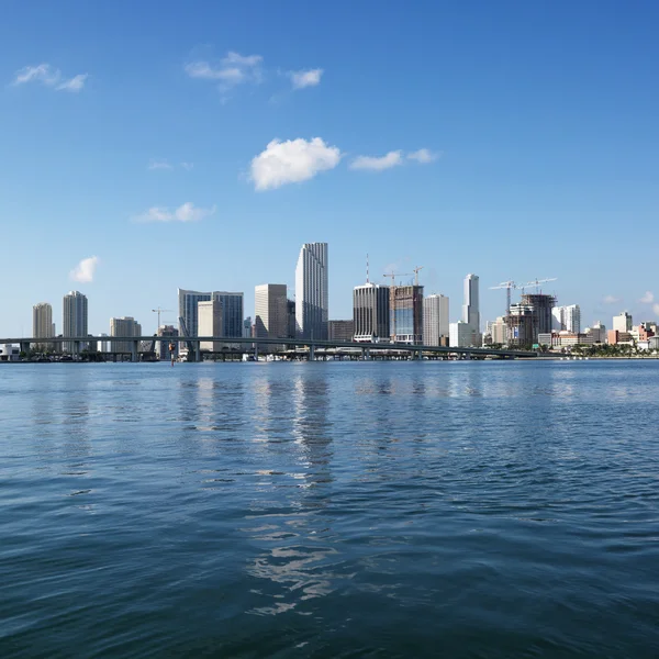 Skyline frente al mar, Miami . — Foto de Stock