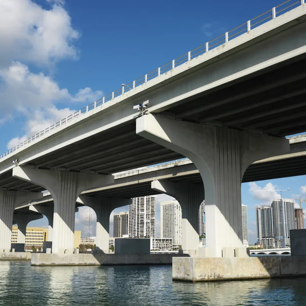 Bridge over Biscayne Bay. — Stock Photo, Image