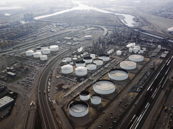 Oil refinery aerial. — Stock Photo, Image