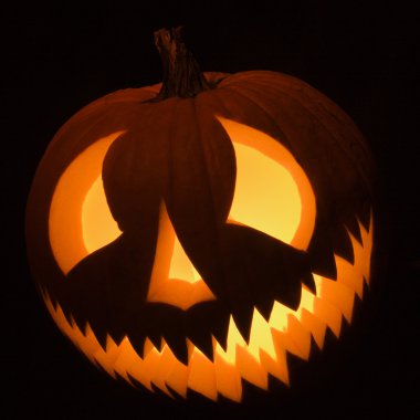 Glowing jack-o'-lantern. clipart