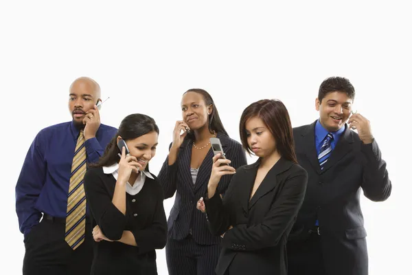 Geschäftsleute mit Mobiltelefonen. — Stockfoto