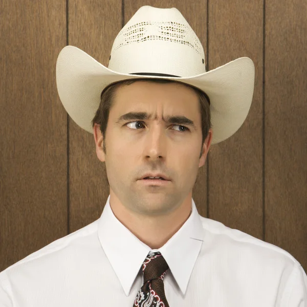 Homem usando chapéu de cowboy. — Fotografia de Stock