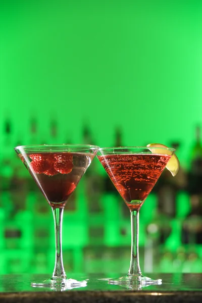 Koktejly v martini sklenice — Stock fotografie