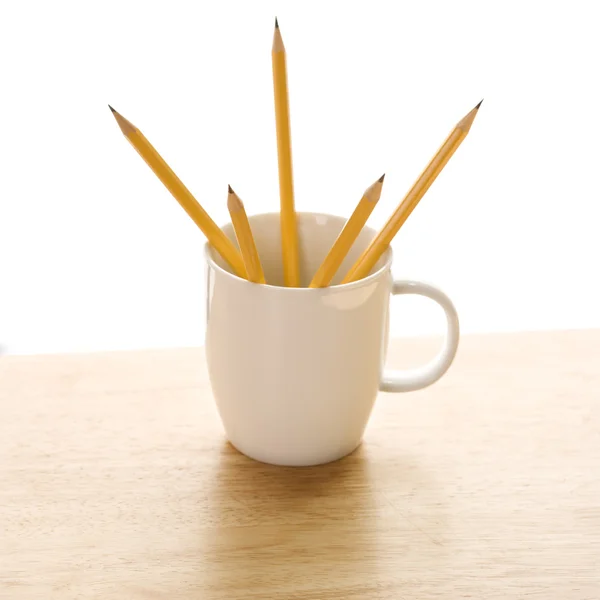 Ceruzák, kávé-kupa. — Stock Fotó