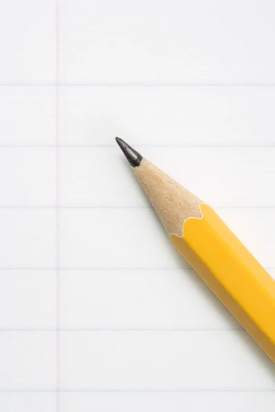 Bleistift und Papier. — Stockfoto