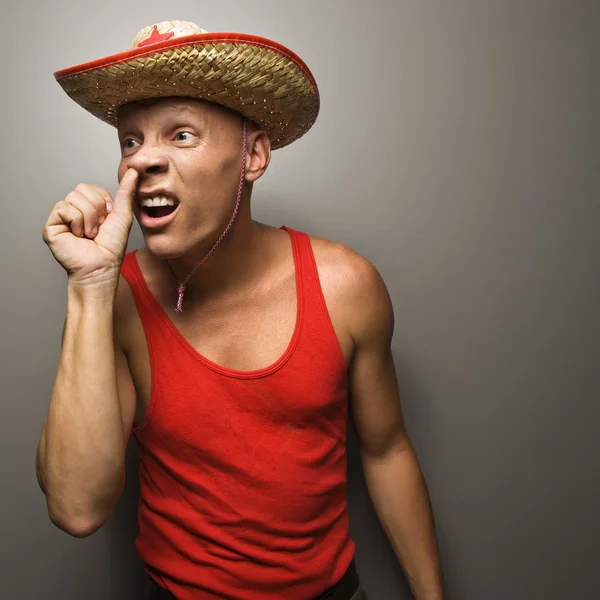 Hombre escogiendo nariz . — Foto de Stock