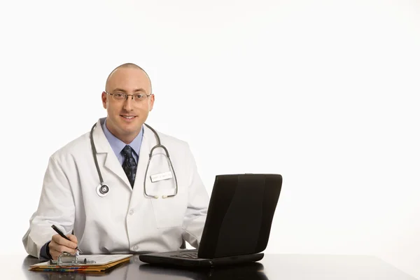 Masculino médico caucasiano . — Fotografia de Stock