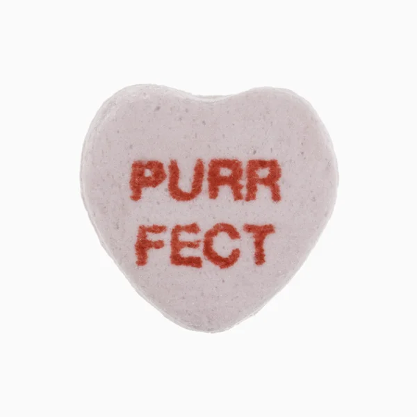 Candy heart on white. — Stock Photo, Image