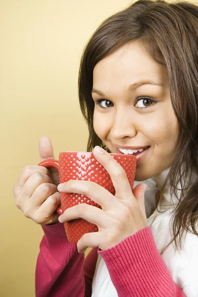 Frau mit Kaffee. — Stockfoto