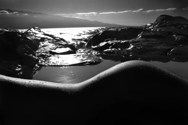 Desnudo en la playa . — Foto de Stock