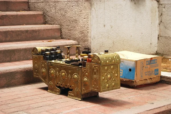 stock image Turkish shoe polisher box