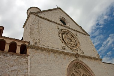 Assisi kilise önden görünümü