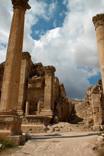 Ancien Jerash. Ruines de la ville gréco-romaine de Gera en Jordanie — Photo
