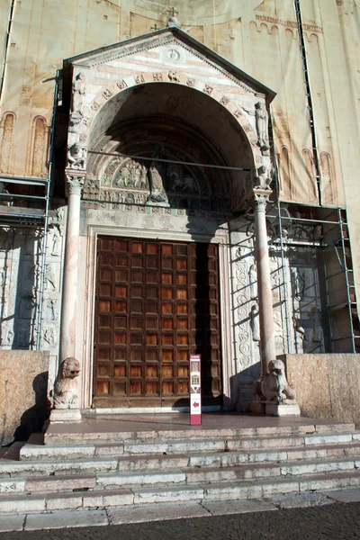 Basílica de San Zeno Verona — Fotografia de Stock