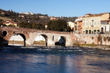 Adige Nehri, verona