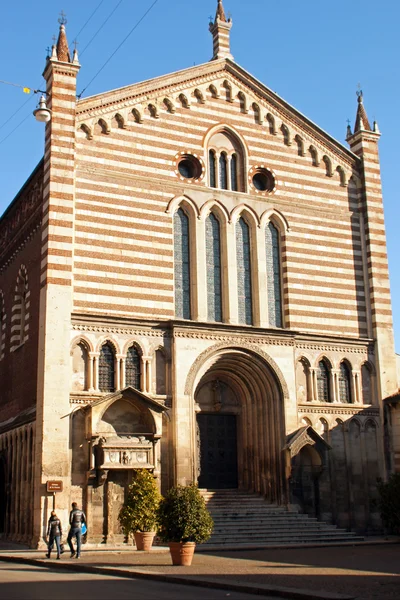 Kościół san fermo Maggiore, verona — Zdjęcie stockowe