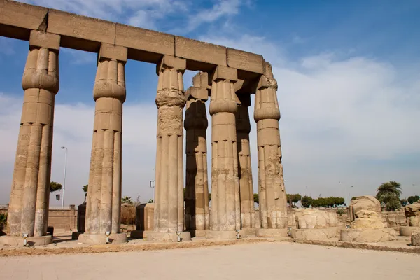 Sütunları Luksor Tapınağı — Stok fotoğraf