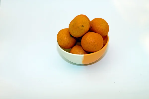 Cuenco con mandarina — Foto de Stock