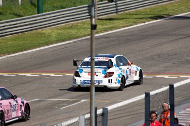 monza ralli araba yarışı