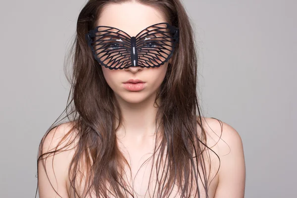Fiatal nő fétis maszk — Stock Fotó