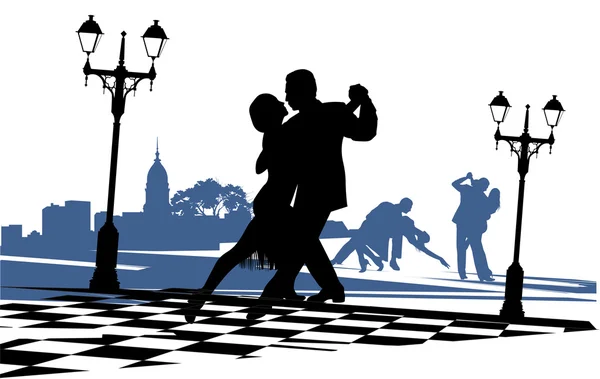Casal apaixonado dançando tango na praça — Fotografia de Stock