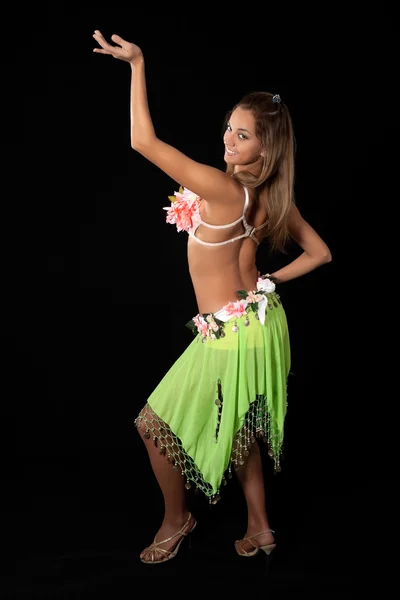 Krásná tanečnice v tropických kostým. — Stock fotografie
