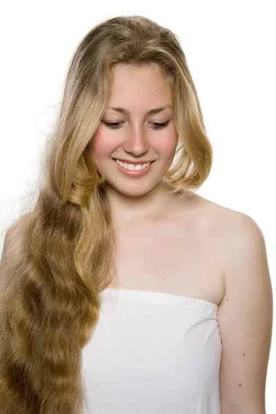 年轻的金发女孩在 spa 沙龙 — 图库照片