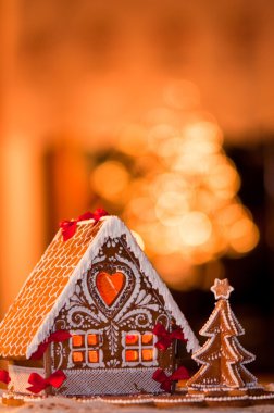 Beautiful gingerbread house clipart